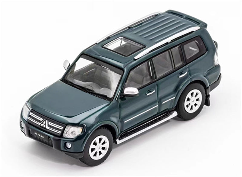 Shadow pro Mitsubishi Pajero V97 SUV 2008 Classic Edition Green left hand drive 1:64 Car Pre-built Model view1