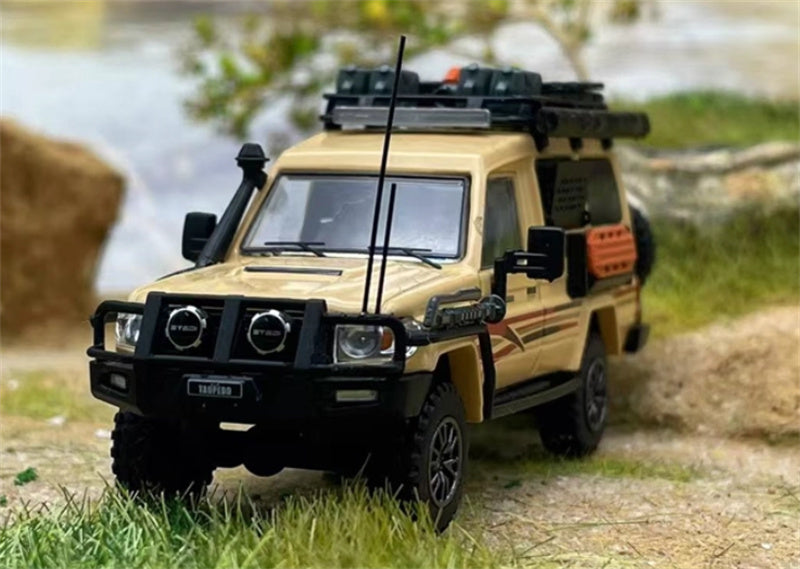 Autobots Models Toyota Land Cruiser LC78 J70 Off road modified version of personnel carrier Light yellow embossed version 1:64 Truck Pre-built Model view6