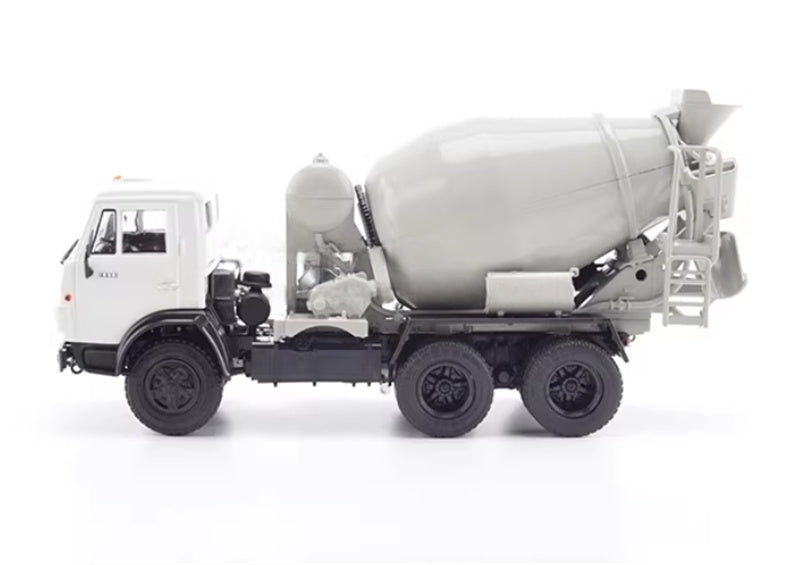 Modimio Russia Kamaz SB-92 (5511) cement mixer truck 1:43 Truck Pre-built Airliner Model Display view3