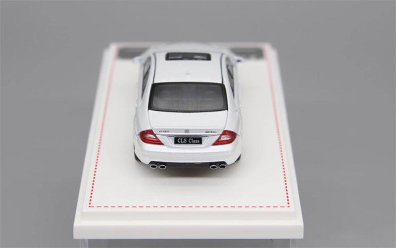 Focal Horizon Mercedes BENZ CLS63 AMG first generation C219 white Limited Edition 999PCS ONLY 1:64 Car Pre-built Model view7
