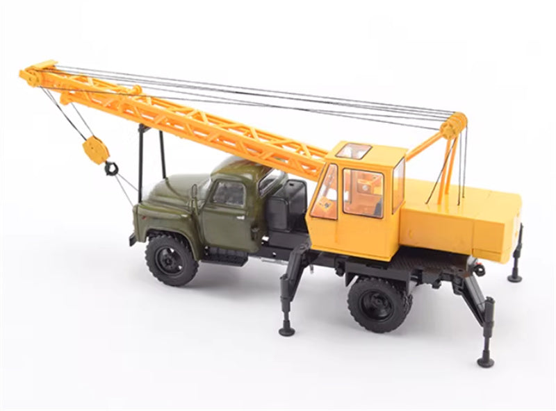 Modimio Soviet Gorky KS-1562B (GAZ-53A) Crane 1:43 Truck Pre-built Airliner Model Display view2