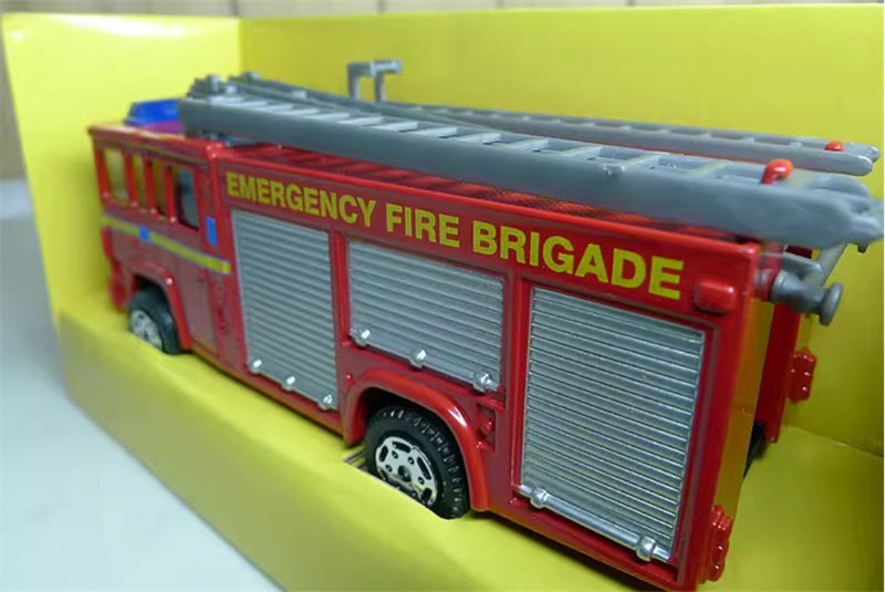 CORGI London EMERGENCY FIRE BRIGADE red 1:36 Truck Pre-built Model