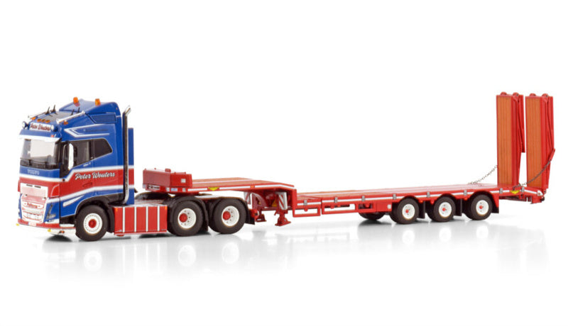 WSI VOLVO FH5 GLOBETROTTER 6X2 TAG AXLE SEMI LOWLOADER WITH RAMPS - 3 AXLE PWT 1:50 Model