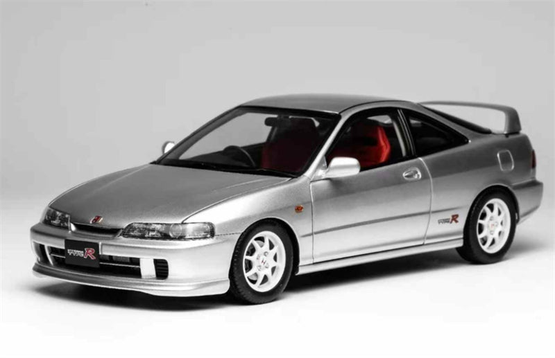 1:18 Honda Integra Type R (DC2) 1997  Sleek Silver MOTORHELIX Limited Edition 499PCS ONLY DIECAST Model