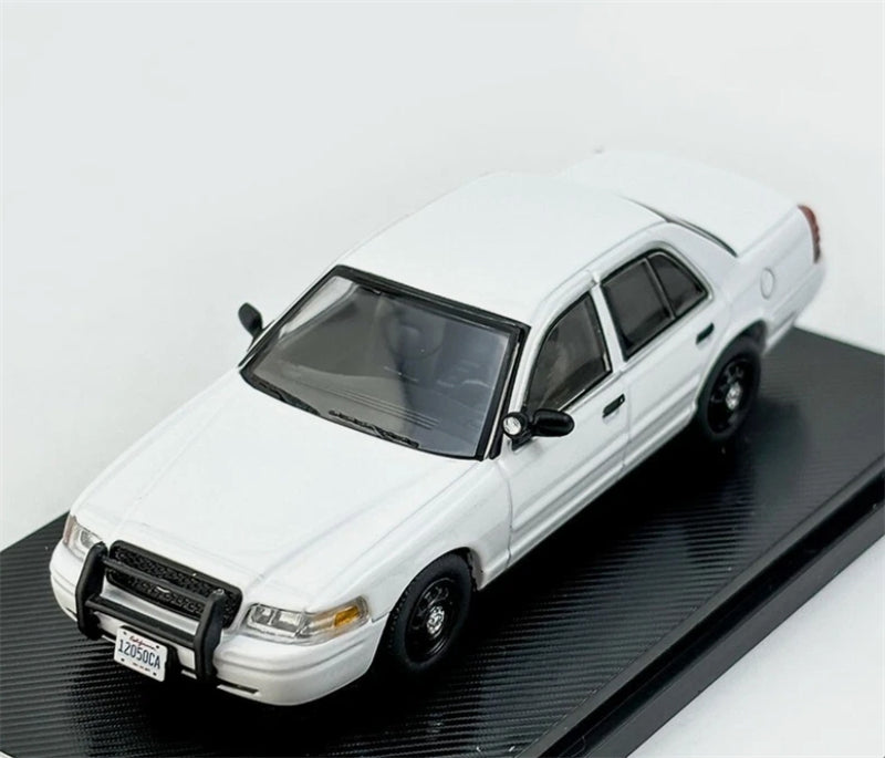 Rollin Ford Crown Victoria White covered police car Unmarked 1:64 Car Pre-built Model