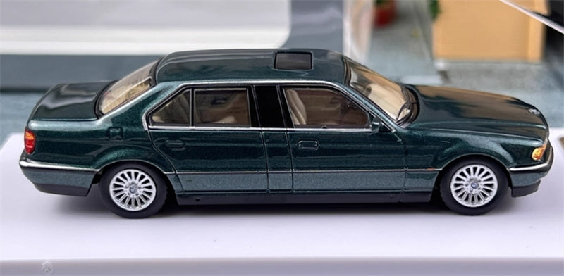 1:64 BMW E38 7 Series L7 98-01 British Racing Green DCM DIECAST Limited Edition 499pcs ONLY Model