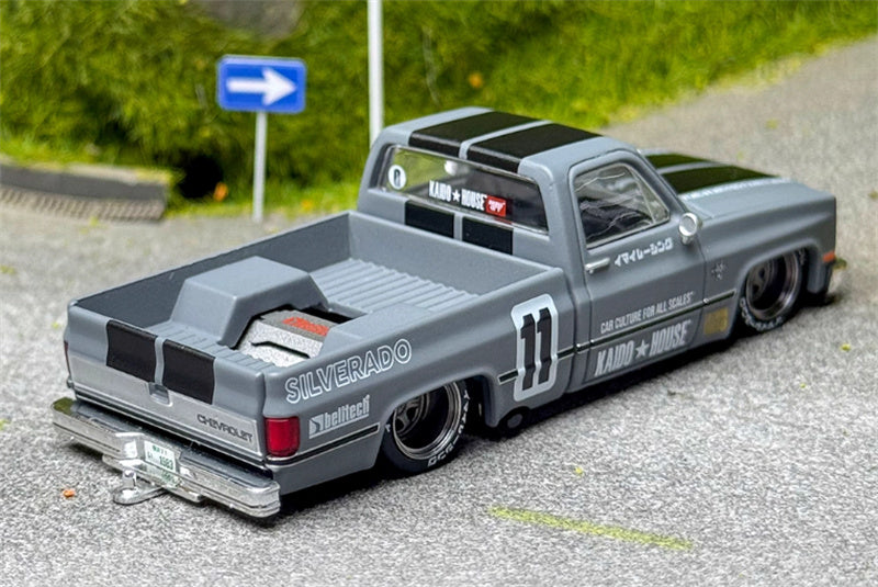KaidoHouse x MiniGT Chevrolet Silverado Kaido V2 grey color box packaging 1:64 Car Pre-built Model view3