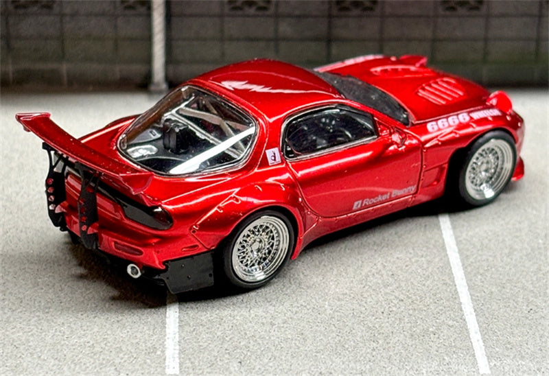 Master Mazda RX-7 FC3S Rocket Runny Pandem Transparent Red Limited Edition 1:64 Car Pre-built Airliner Model Display view2