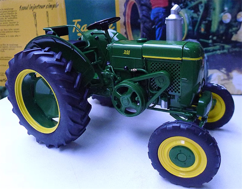 REPLICAGRI SFV 201 European classical tractor green 1:16 Truck Pre-built Model
