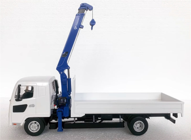 TADANO CARGO CRANE Zest ze360 Limited Edition 1:32 Truck Pre-built Model