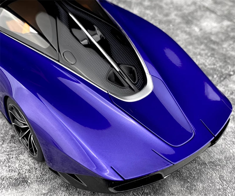 AUTOART MCLAREN SPEEDTAIL Purple 1:18 ABS Car