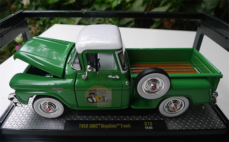 M2 Machines 1958  GMC  StepSide Truck  R70  Hays green 1:24 Truck Pre-assembled Model Display