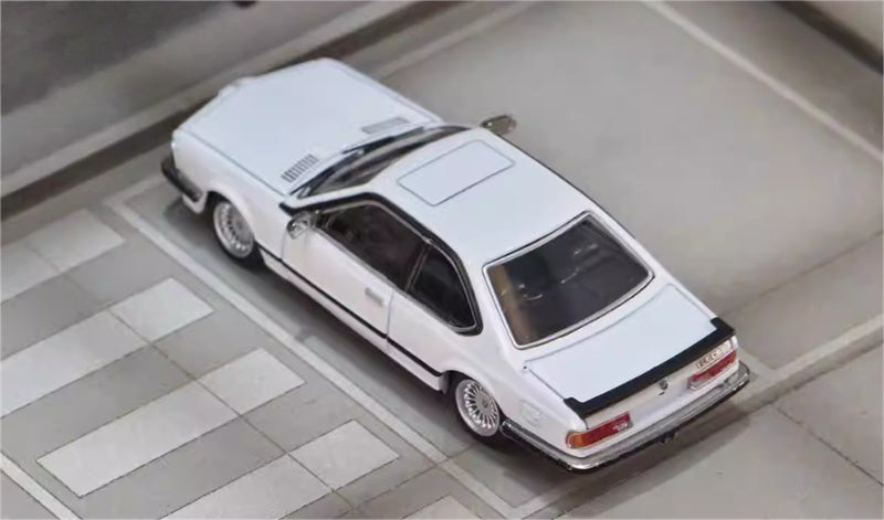 SW BMW E24 635 CSI wide body modified white Limited Edition 999PCS ONLY 1:64 car Pre-built Model view6