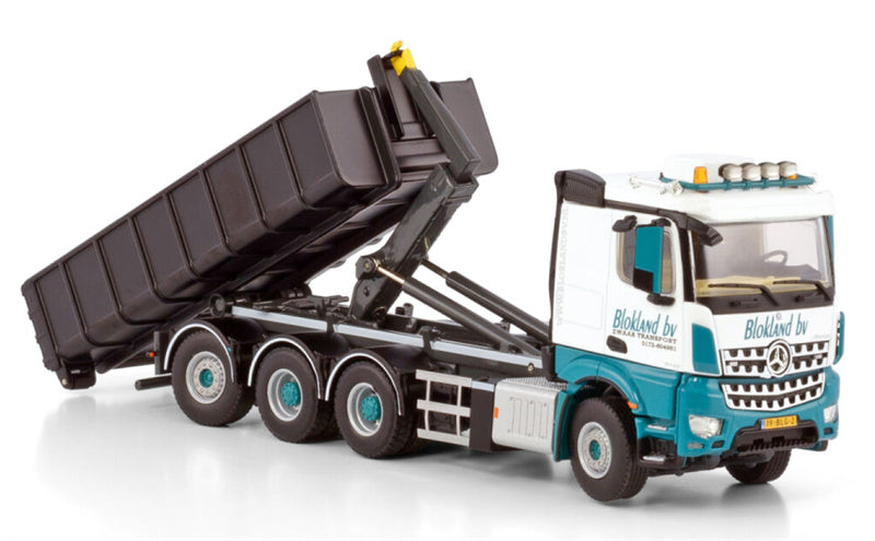 WSI AROCS MP4 2.300MM CLASSIC WITH 8X4 Blokland bv 1:50 Model