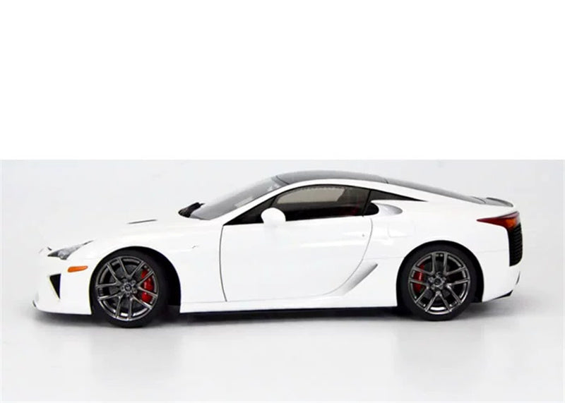 AUTOART LEXUS LFA Car White carbon top 1:18 DIECAST car