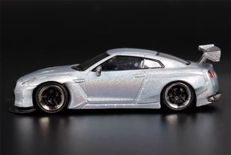 DOT Nissan GT-R R35 Pandem Rocket Bunny Magic Colour white 1:64 Car Pre-built Model