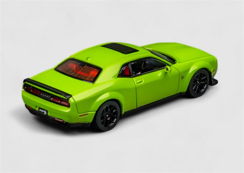 1:64 Dodge Challenger SRT Hellcat Limited Edition 699pcs ONLY  Green Stance Hunters DIECAST Model
