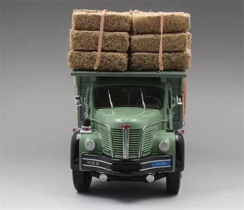 MQM BERLIET GLR 8R 1957 Grass Transport 1/24 DIECAST car
