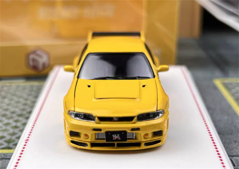 Focal Horizon Nissan Skyline GT-R R33 Nismo 400R Yellow Limited Edition 999PCS ONLY 1:64 Car Pre-built Model view7