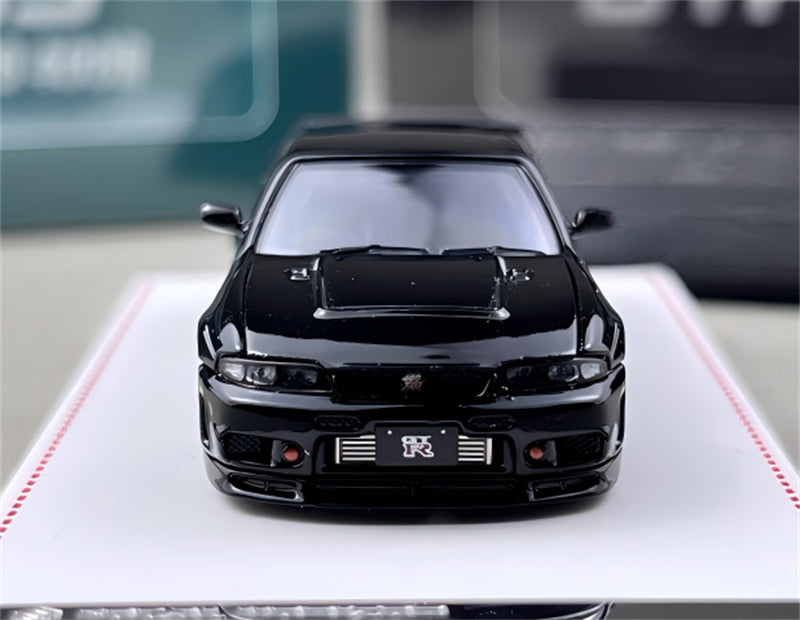 Focal Horizon Nissan Skyline GT-R R33 Nismo 400R Black Limited Edition 699PCS ONLY 1:64 Car Pre-built Model view5