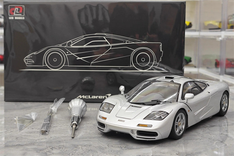 LCD-MODELS McLaren Racing XP5 Silver 1:18 car Pre-a Model