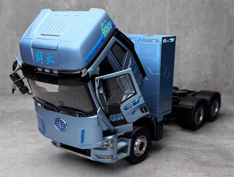 FAW Jiefang J6P Lantu New Energy Tractor Pure Electric Sky Blue 1:24 Truck Pre-built Model