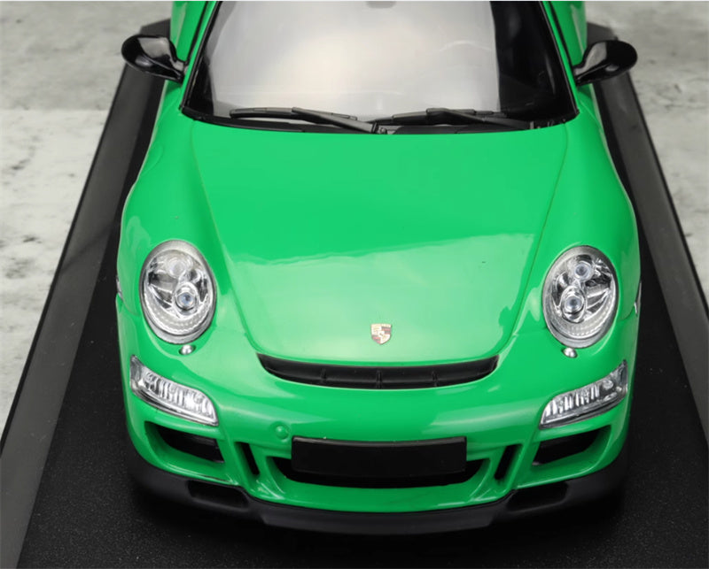 MINICHAMPS Porsche 911 GT3 RS dark green 1:18 Car Pre-built Model view7