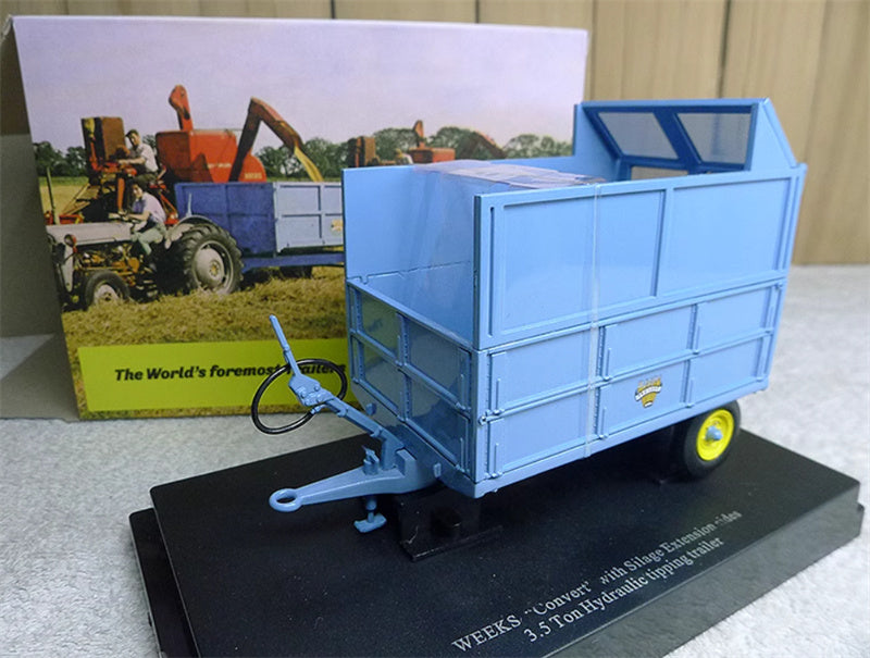 Universal Hobbies WEEKS 3.5 ton tipping trailer Blue 1:32 Truck Accessories Pre-built Model
