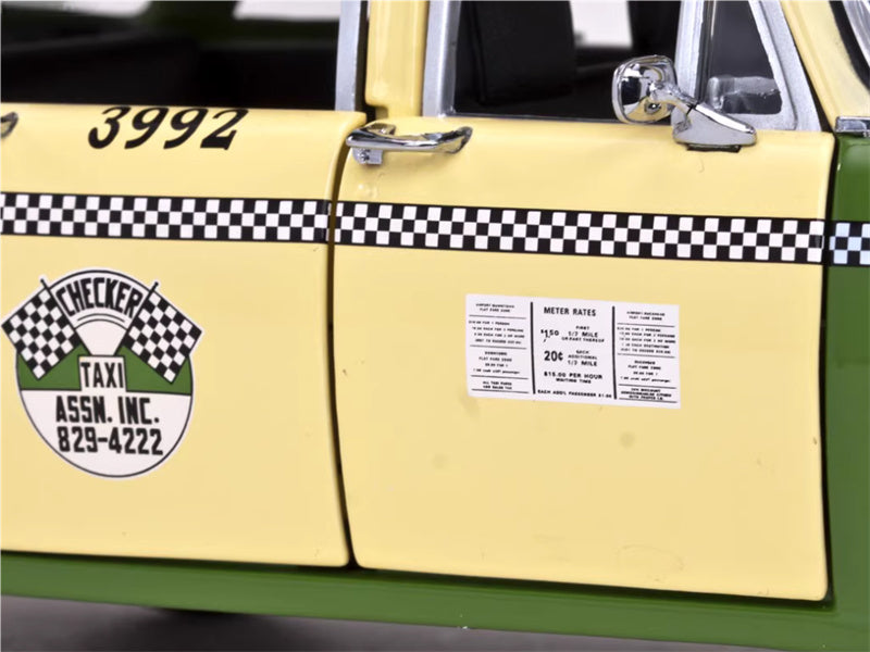 Sun Star 1981 Checker A11 New York Taxi Chicago Green 1:18 Car Pre-built Model view9