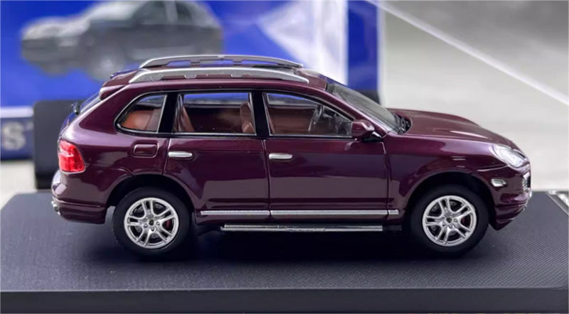 SW Porsche Cayenne Turbo S Claret Limited Edition 499PCS ONLY 1:64 car Pre-built Model view4