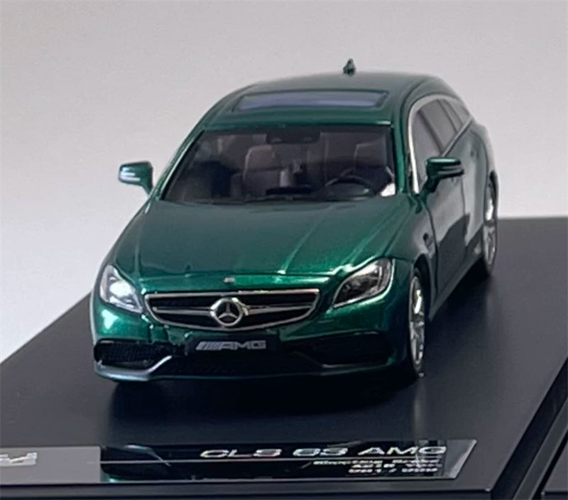 1:64 Mercedes-Benz AMG CLS 63 metallic green KING MODEL Shooting Brake Limited Edition 999PCS ONLY DIECAST Civil Car Model