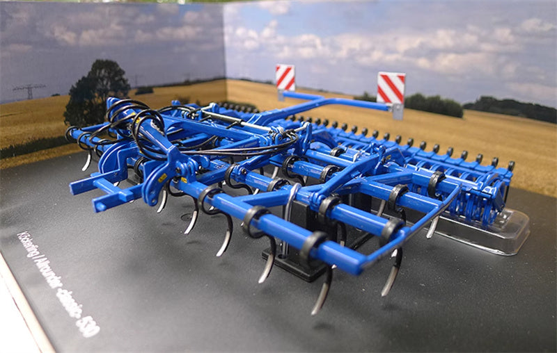Universal Hobbies Germany Kockerling Allrounder Classic 530 Agricultural tractor tool Blue 1:32 ACCESSORIES Pre-built Model