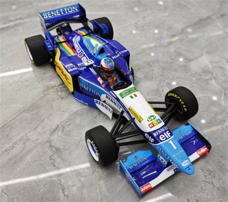 MINICHAMPS Benetton Renault B195 Michael Winner French GP 1995 Limited Edition 1:18 Car Pre-built Model view4