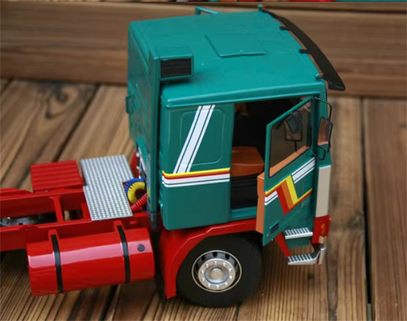 Road Kings VOLVO F12 20 Tractor trailer Green Limited Edition 500PCS ONLY 1:18 Truck Pre-built Model view8