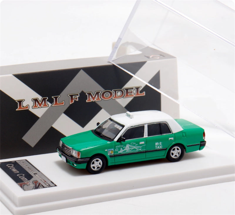LMLF MODEL Toyota Crown Comfort Hong Kong New Territories Taxi Green 1:64 Car Pre-built Model view6
