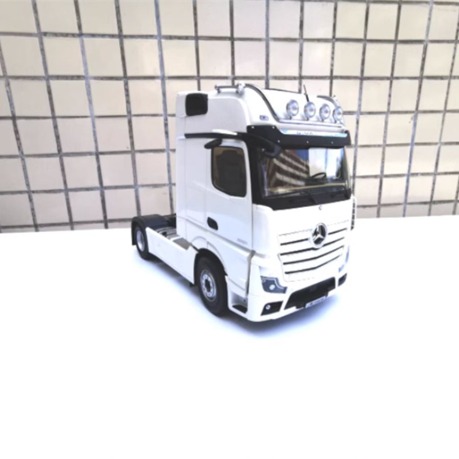 NZG Mercedes Benz ACTROS FH25 GIGASPACE 4X2 Truck Lorry Trailer 1/18 DIECAST Truck Lorry