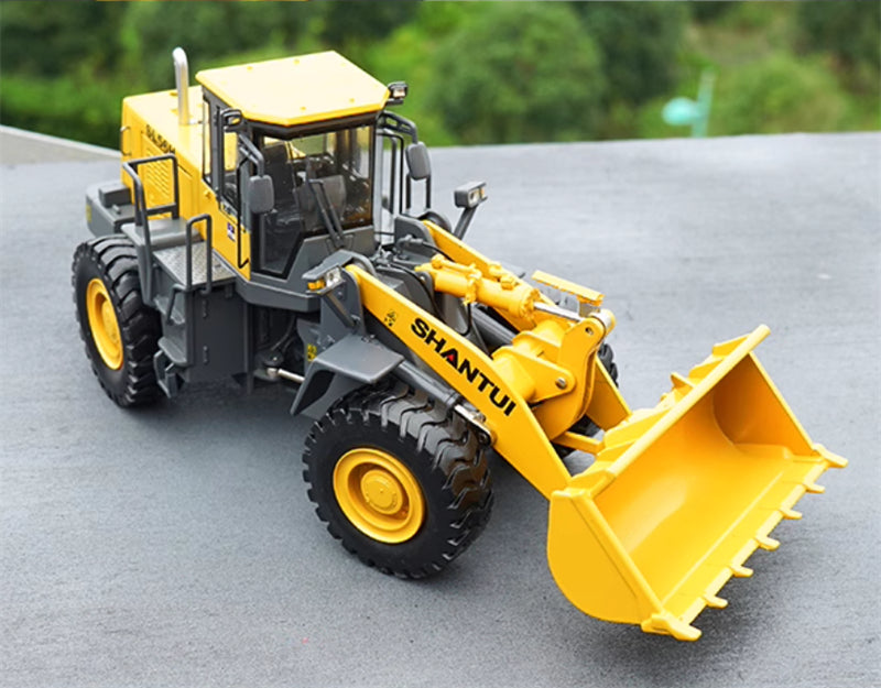 SHANTUI SL56H pure electric wheeled Loader new energy yellow 1:35 Truck Pre-built Model
