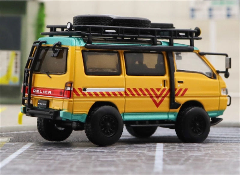 Autobots Models Mitsubishi Delica 3rd Generation Wagon 4X4 Off Road Modified Edition Yellow School Bus left-hand drive with accessories 1:64 Car Pre-built Model view7
