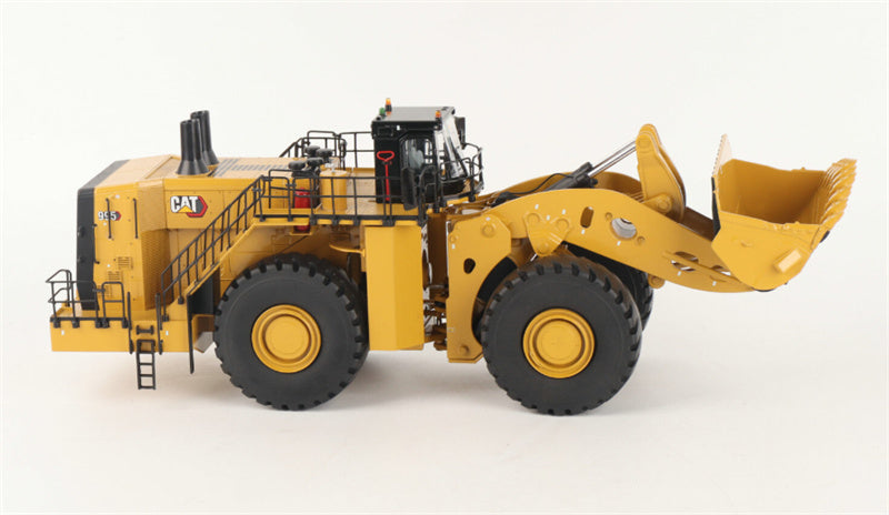 CATERPILLAR 995 Wheel Loader Yellow 1:50 Truck Pre-built Model