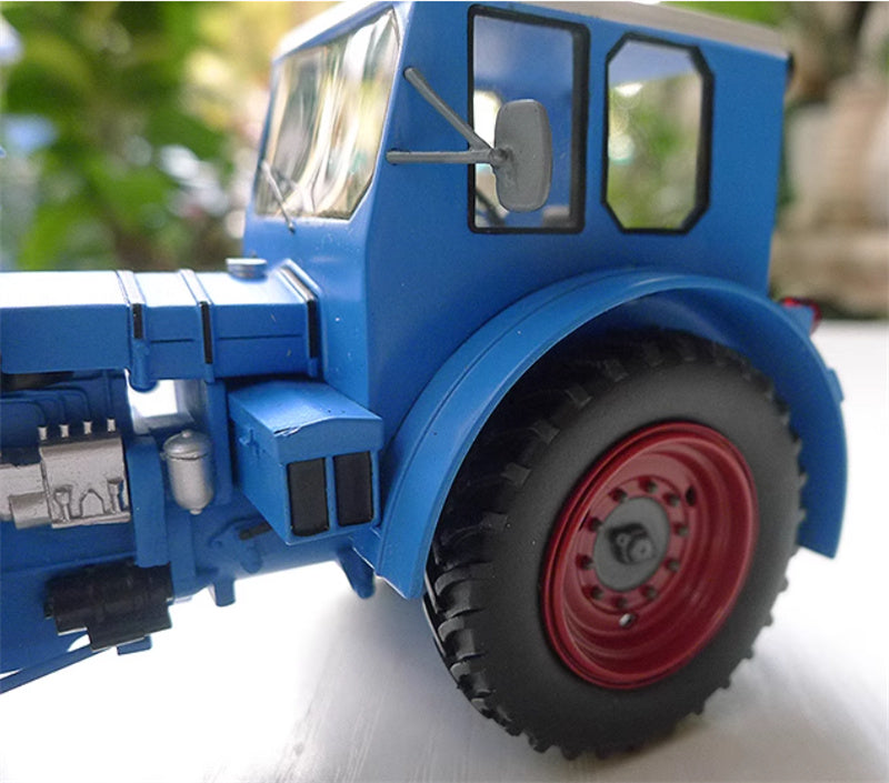 SCHUCO IFA Pionier blau European classical tractor 1:32 Truck Pre-built Model