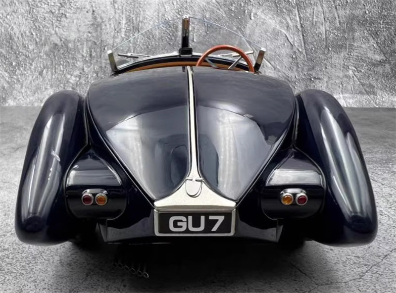 CMC BUGATTI 57SC CORSICA ROADSTER 1938 1:18 Car Pre-built Model view9