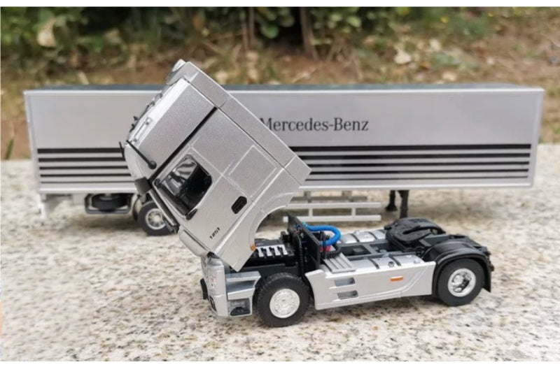 Mercedes ACTROS Shipping Container Truck Original factory silver 1:50 Truck Pre-built Airliner Model Display view8