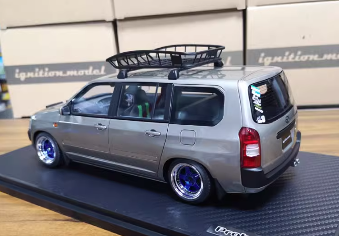 Ignition Model Toyota Probox GL NCP51V MPV brown 1:18car Pre-a Model
