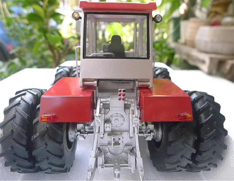 SCHUCO Schluter Profi Trac 5000 TVL Red Limited Edition 750PCS ONLY 1:32 Truck Pre-built Model