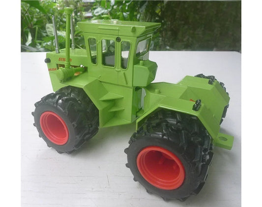 1:64 Steiger  30 YEARS OF 4WD LEADERSHIP ERTL   DIECAST Model