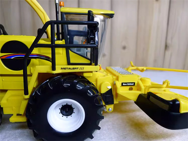 ERTL New Holland FX60 combined agricultural harvester out of print Yellow 1:32 Truck Pre-built Model