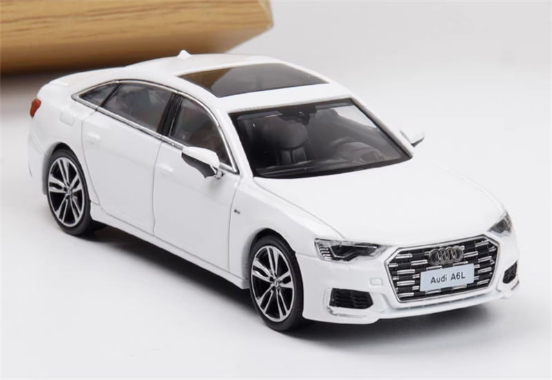 VAV AUDI A6L White Sedan 1:64 Car Pre-built Model