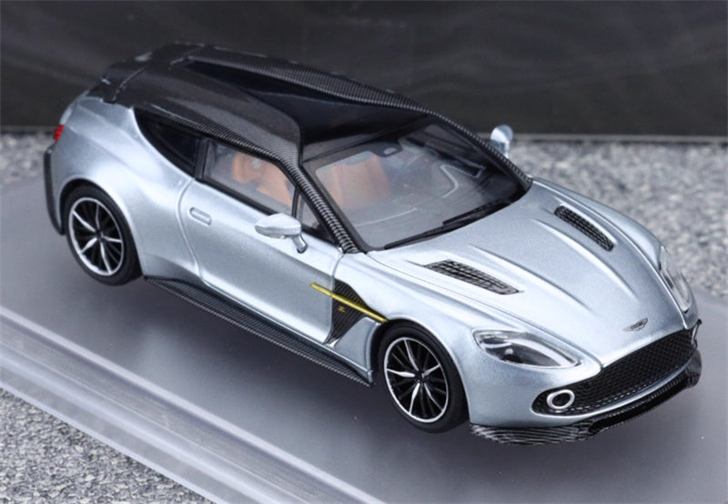 KING MODEL Aston Martin Vanquish Zagato Shooting Brake 2018 silver Limited Edition 999PCS ONLY 1:64 Car Pre-built Model view8