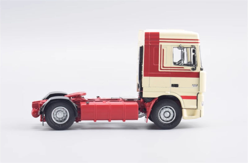 StartScaleModels DAF-95XF-430 Dutch Heavy truck 1:43 Truck Pre-built Model