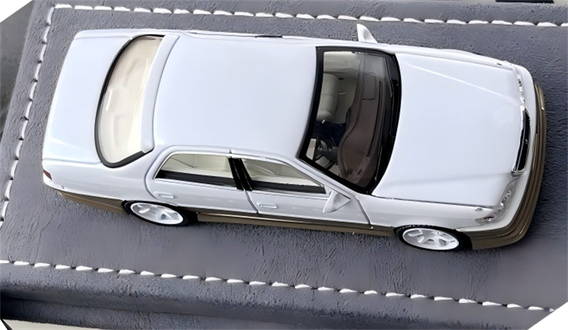1:64 Toyota Cresta White/Gold 2-tone Mortal Model Limited Edition 1499PCS ONLY DIECAST Civil Car Model